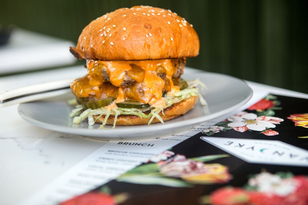 Vandyke Bed & Beverage Vandyke Bed & Beverage