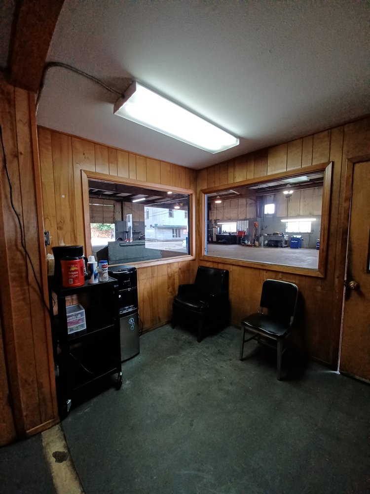 Downtown Garage