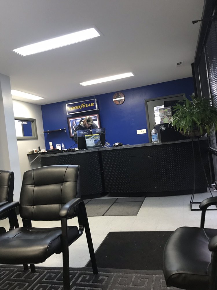 Beamer Tire & Auto Repair