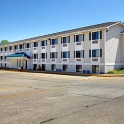 Super 8 By Wyndham Iowa City Cville 15 Reviews Hotels 611 Photo Of Super 8 By Wyndham Iowa City Cville Ia United Motel