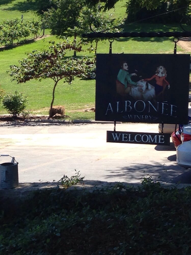 Albonee Country Inn and Vineyards