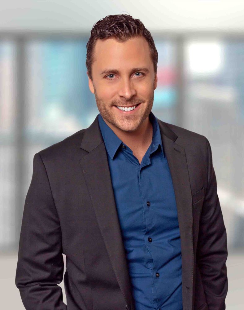 Corey Wright Bohemia Realty Group Real Estate Agents 3880 Broadway, Washington Heights