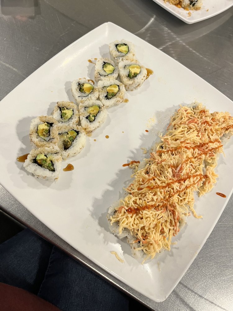 Trapper's Sushi - Silverdale