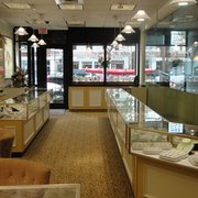 Altan jewelers jewelry 1487 post rd, fairfield, ct phone ... Altan på engelsk