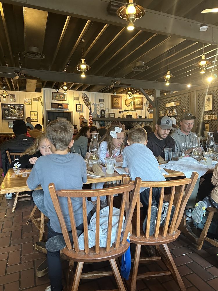 Cracker Barrel Old Country Store