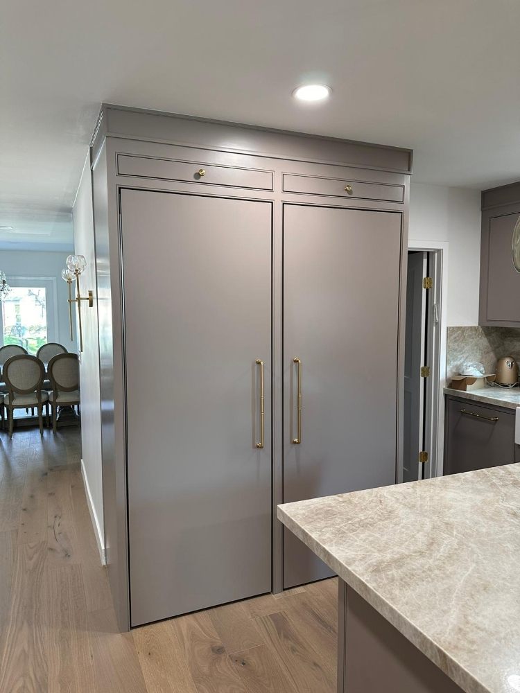 Bella Closets & Cabinets
