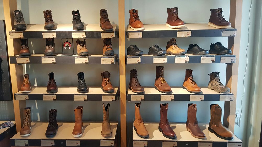 Red Wing Shoe Store 17 Reviews Shoe Stores 3333 State St, Santa