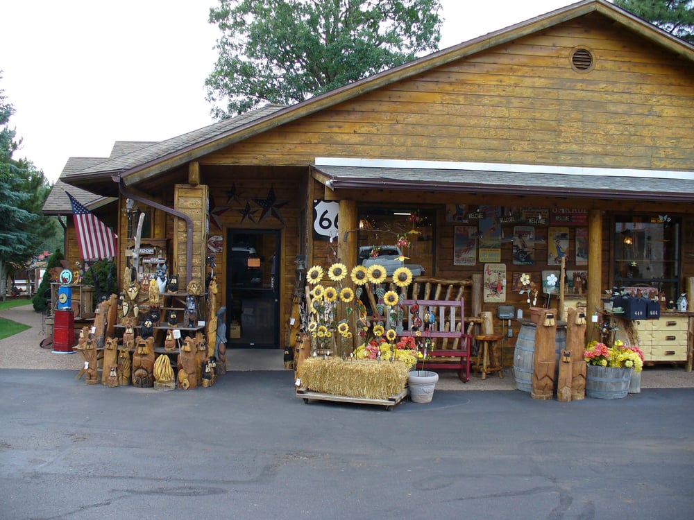 Liberty Market Place Shopping 640 E White Mountain Blvd,