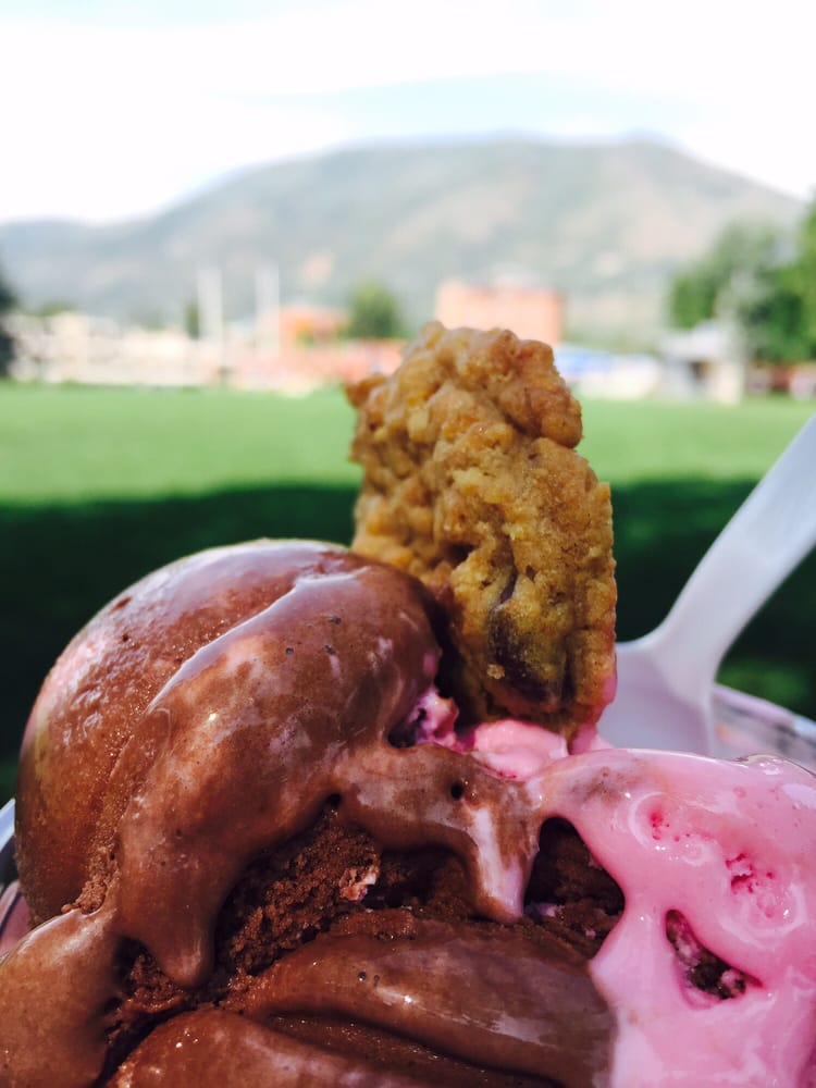 Paradise Bakery 70 Photos & 134 Reviews Bakeries 320 S Galena St