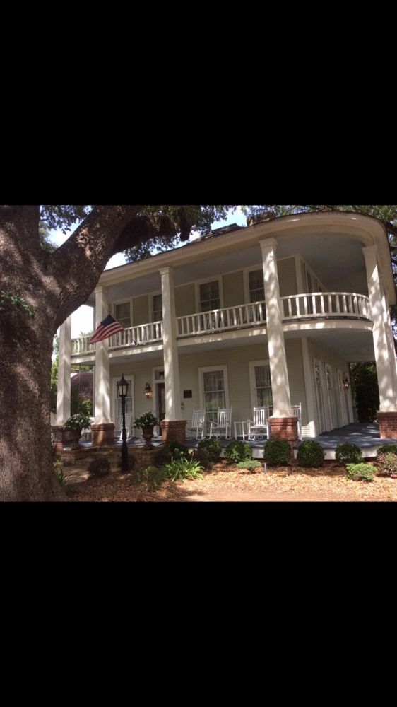 Judge Porter House Bed and Breakfast Hotels 321 2nd St