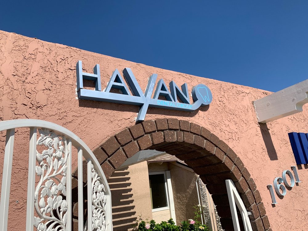 image of business Hayan Dental