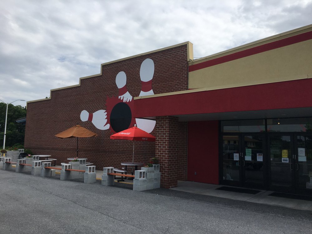 Thunderhead Bowl & Grill 