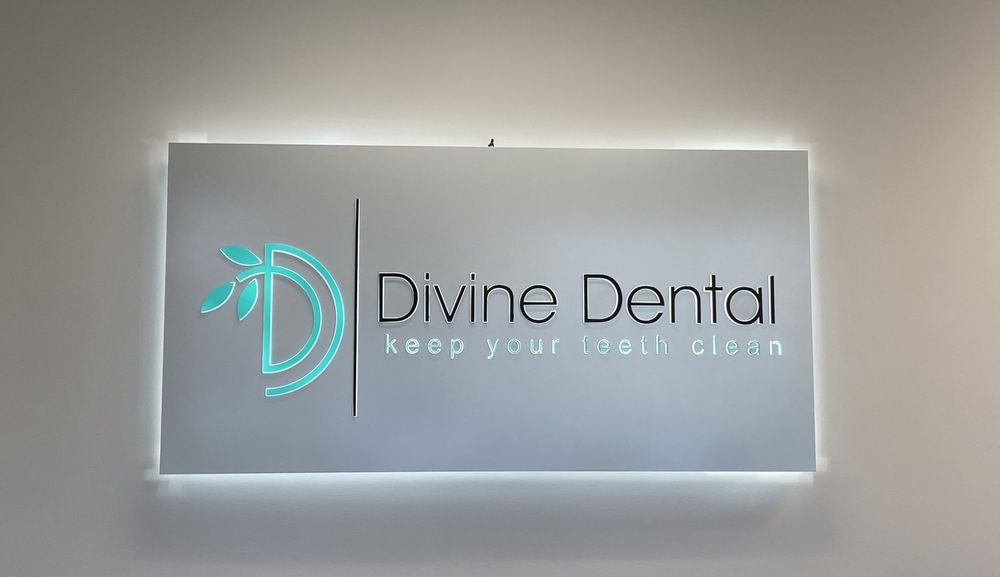 Divine Dental