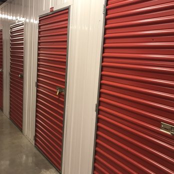 Handy Storage Self 8910 Cleary Blvd Plantation Fl Photo Of Handy Storage Plantation Fl United States Rows Well Maintained