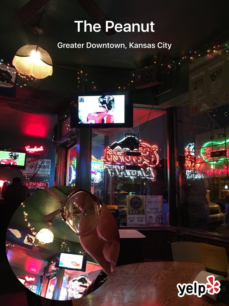 The Peanut 48 Photos & 122 Reviews Dive Bars 418 W 9th St