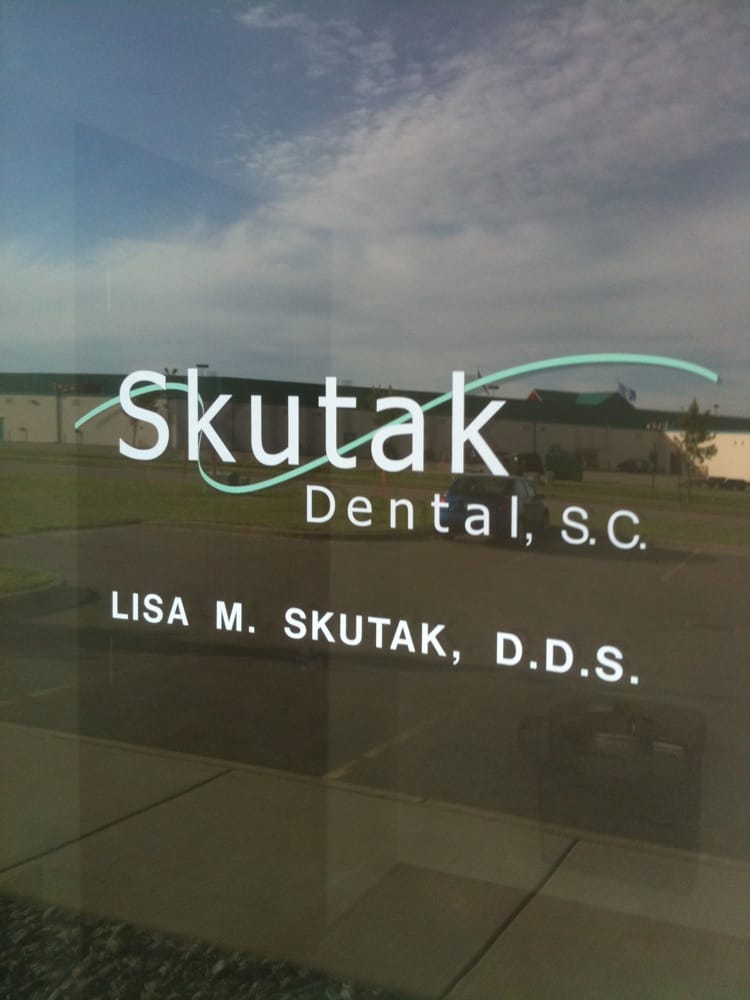 image of business Skutak Lisa M DDS