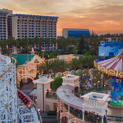 Disney S Paradise Pier Hotel 632 Photos 541 Reviews Hotels Photo Of Disney S Paradise Pier Hotel Anaheim Ca United States