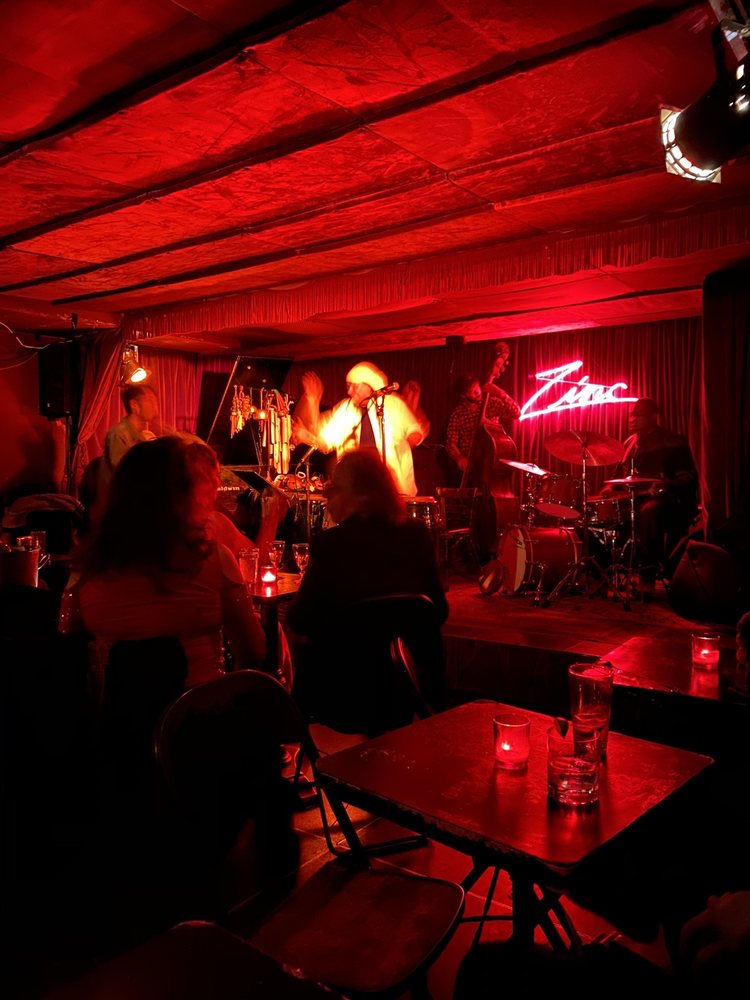 Zinc Bar