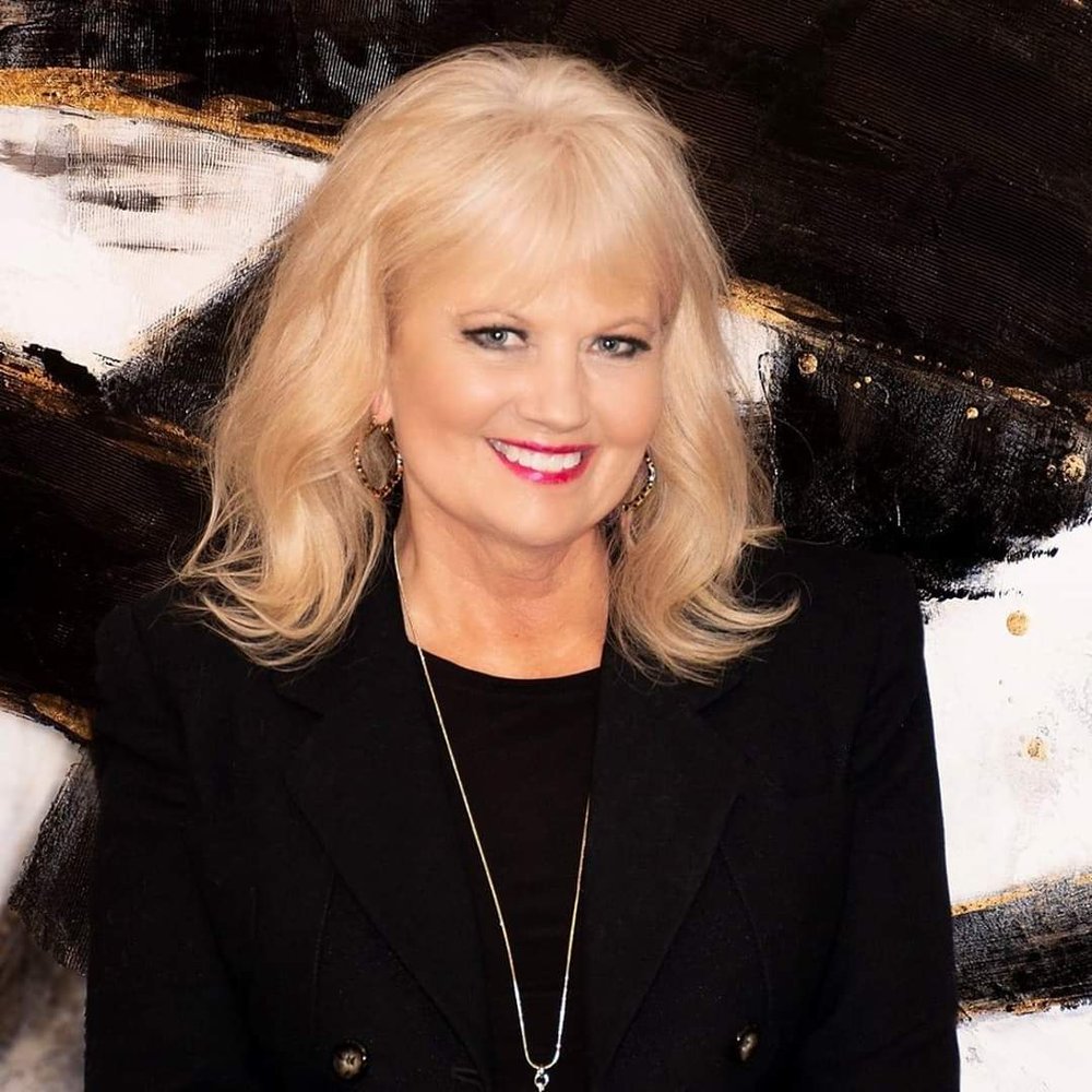 A Designers Touch By Lauren