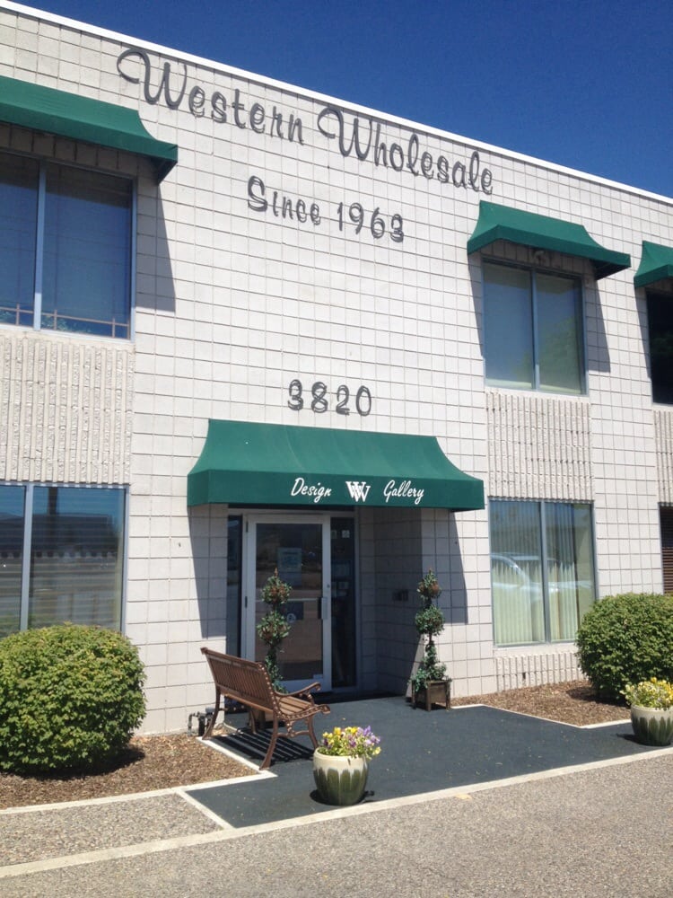 Design Gallery Furniture Stores 3820 S Yellowstone Hwy, Idaho Falls