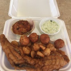 Boathouse Seafood Restaurant 701 S Horner Blvd Sanford Photo Of Boathouse Seafood Restaurant Sanford Nc United States Love It