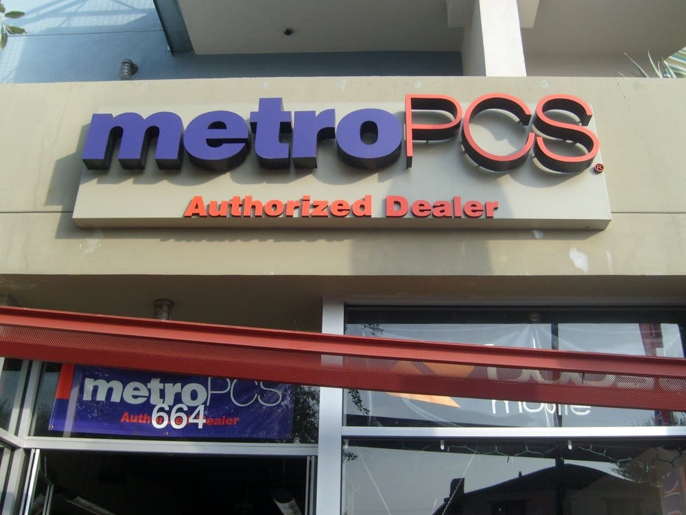 Metro PCS Mobile Phones 664 N Los Robles Ave, Pasadena, Pasadena