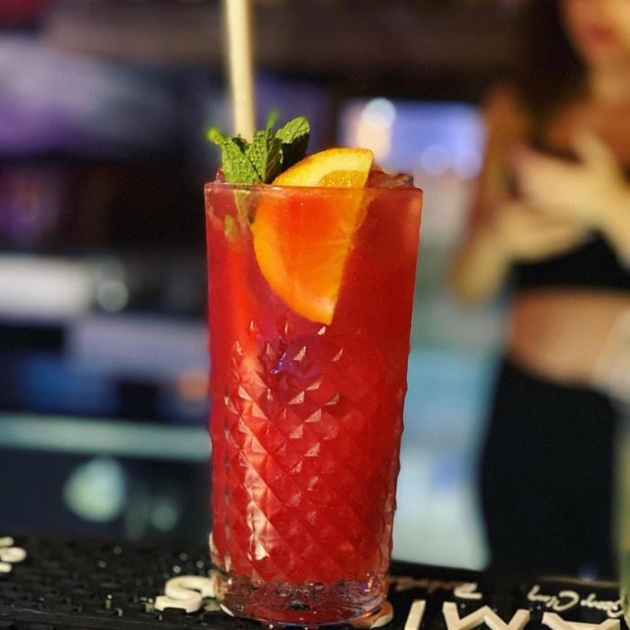 Sky Yard Music Bar