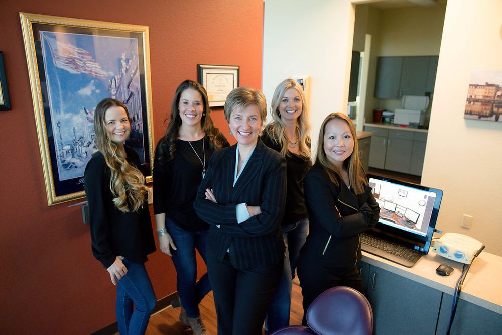 Ruxandra DDS Twin Dental 13 Photos Oral Surgeons