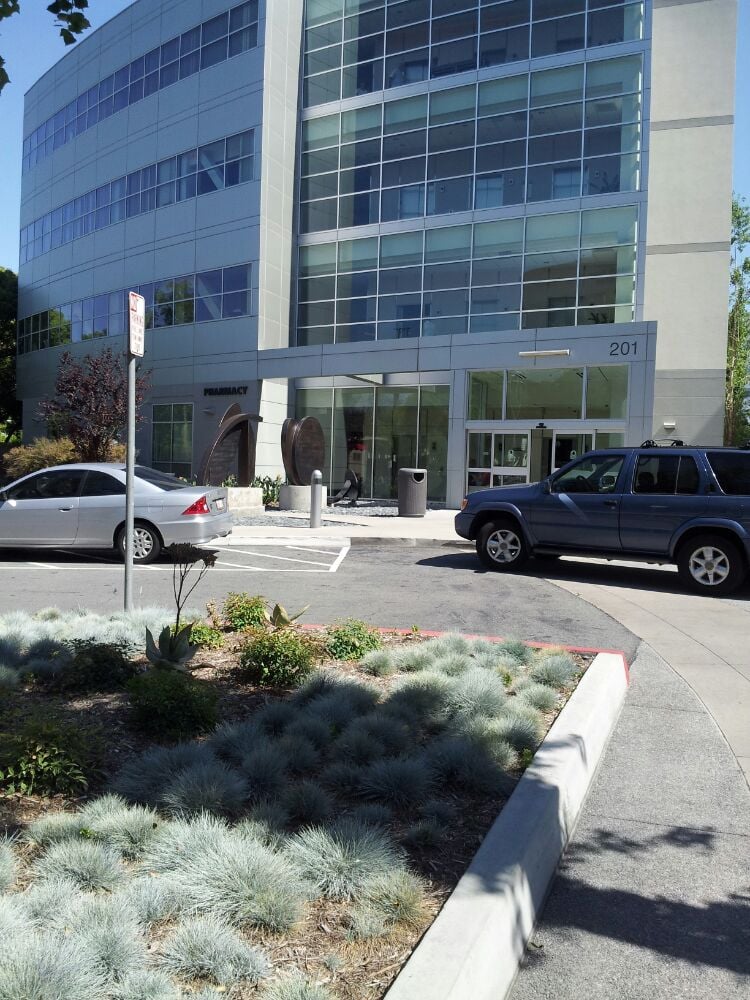 Burbank Specialty Pharmacy 61 Reviews Drugstores 201 S Buena