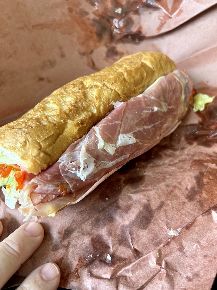 Tucci's Southside Subs