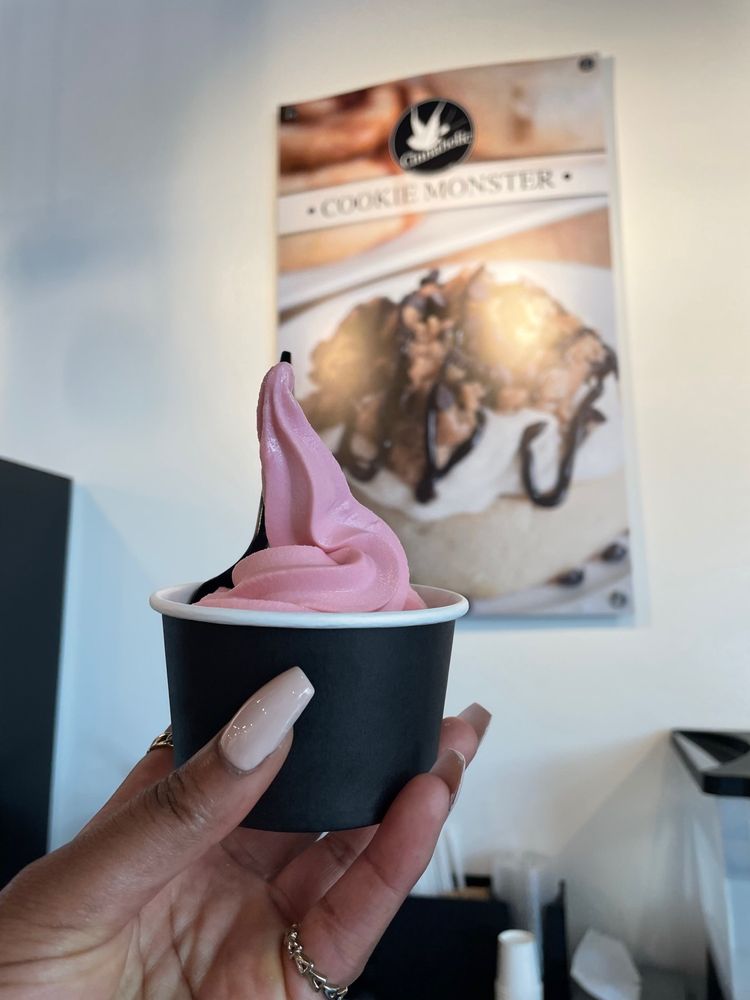 Cinnaholic Cinnaholic