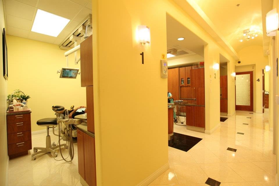 image of business Kingsly Dentistry