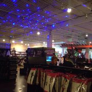 usa bilde av spirit halloween super store cherry hill nj