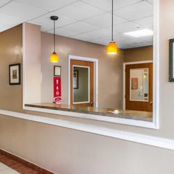 Econo Lodge Inn Suites 20 Photos Hotels 2031 North Reading Photo Of Econo Lodge Inn Suites Denver Pa United States