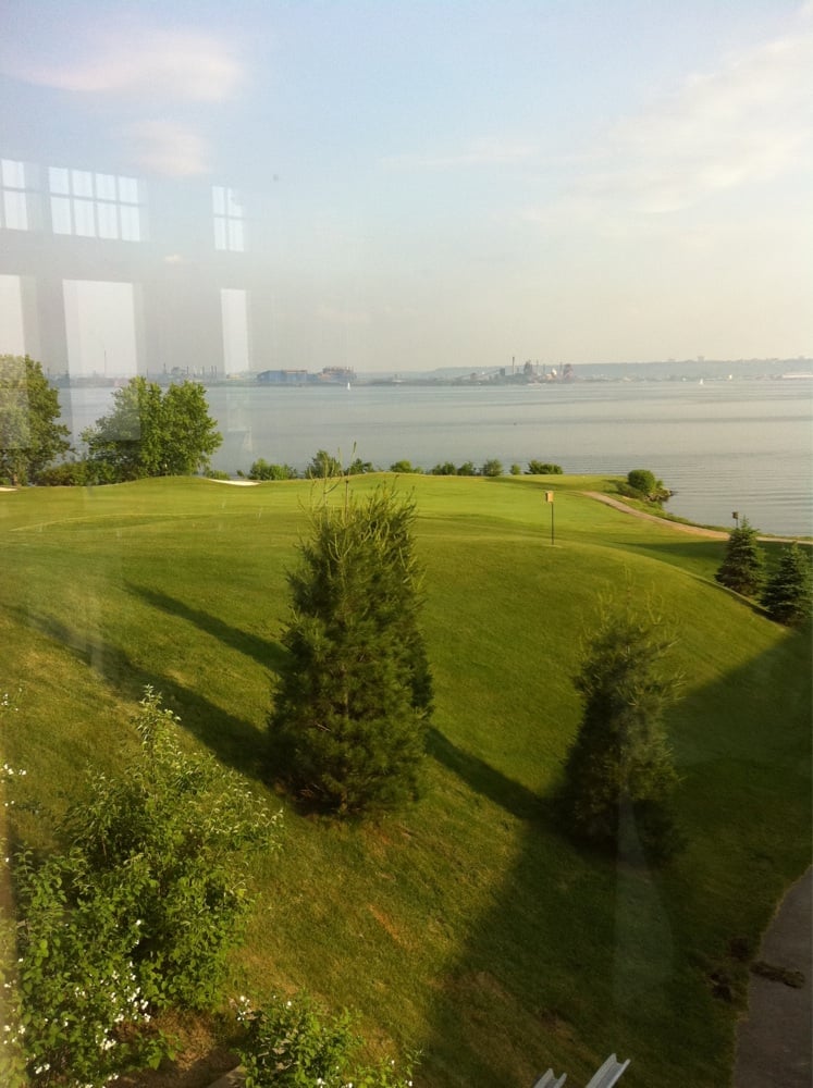 Burlington Golf & Country Club