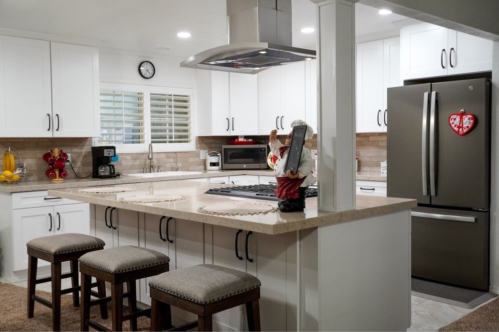 Modern Baths & Kitchens