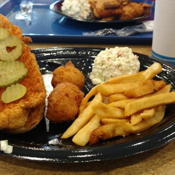 Captain D S 13 Photos Seafood 4373 W Fairfield Dr Pensacola Photo Of Captain D S Pensacola Fl United States The Nashville Hot Fish