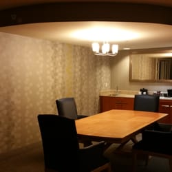 Courtyard Montvale 78 Photos 57 Reviews Hotels 100 Chestnut Photo Of Courtyard Montvale Nj United States Dinning Room In The