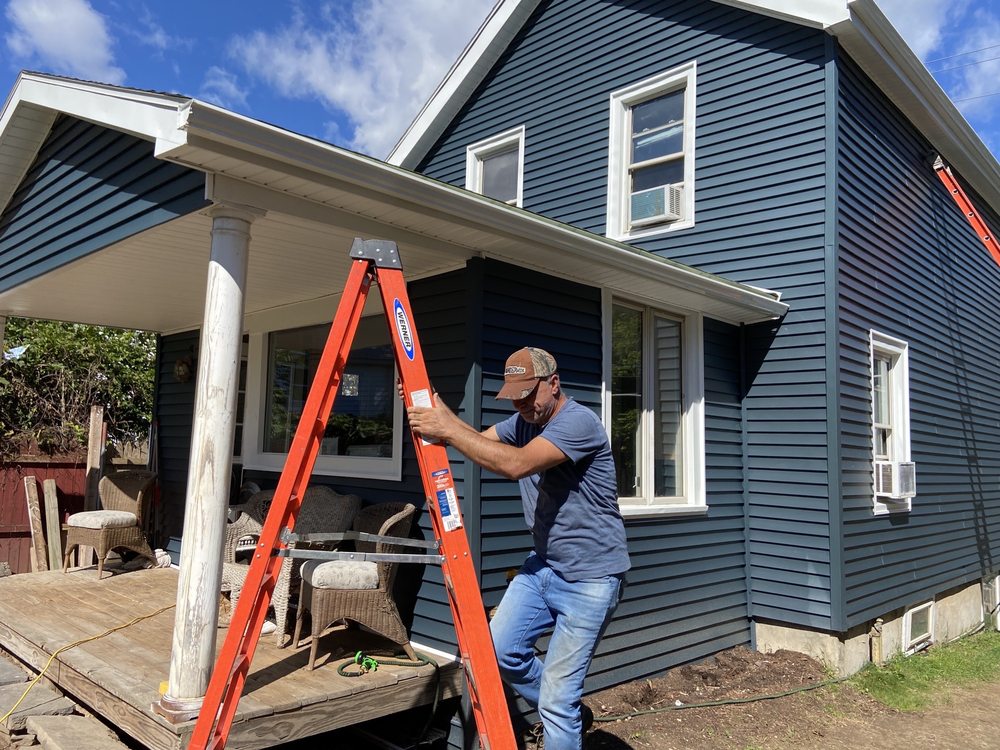 Apollo Seamless Gutters