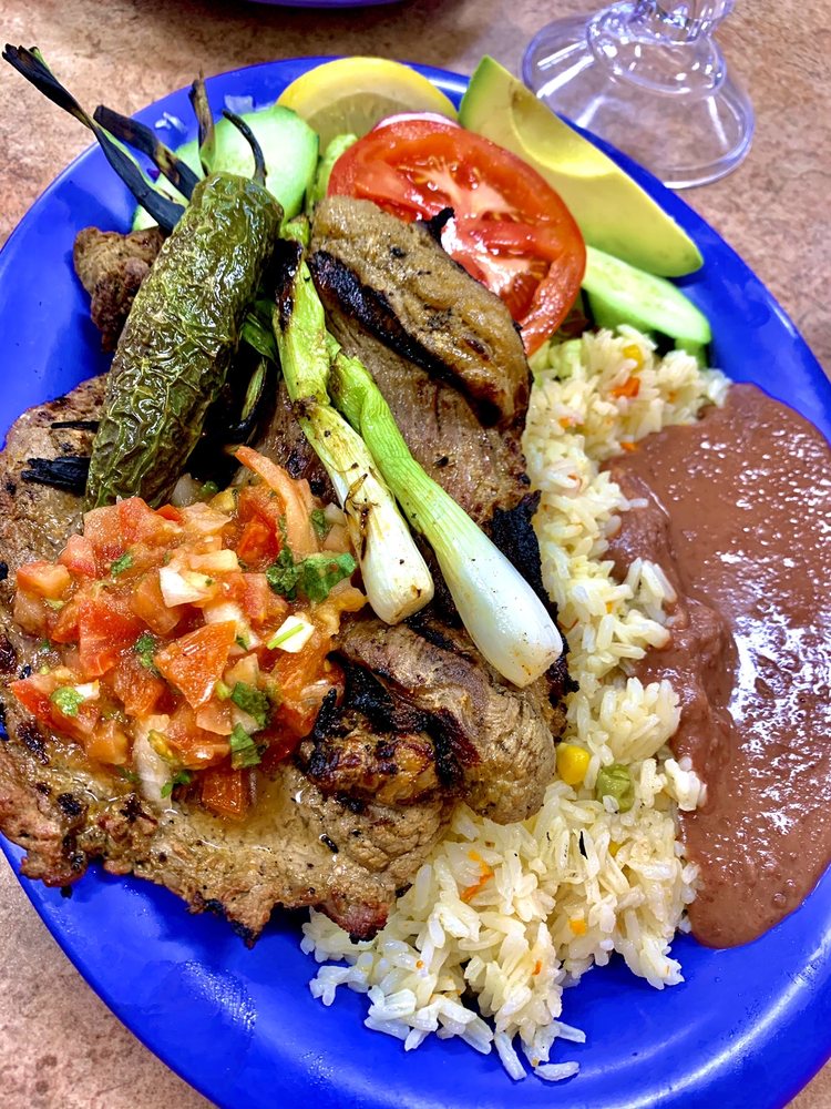 El Palmar Salvadoran Restaurant #2