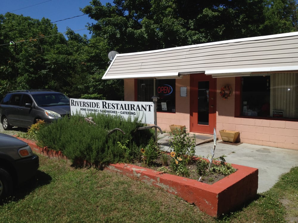 Riverside Restaurant & Catering