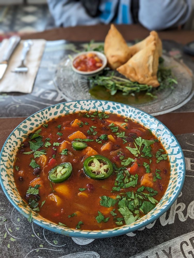 Mary’s Vegetarian Cafe & Bistro