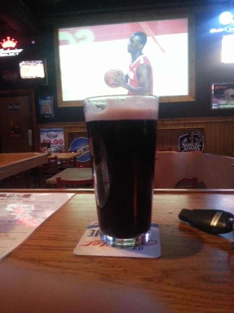 Buckets Sports Pub & Grub CLOSED American (Traditional) 6282 W