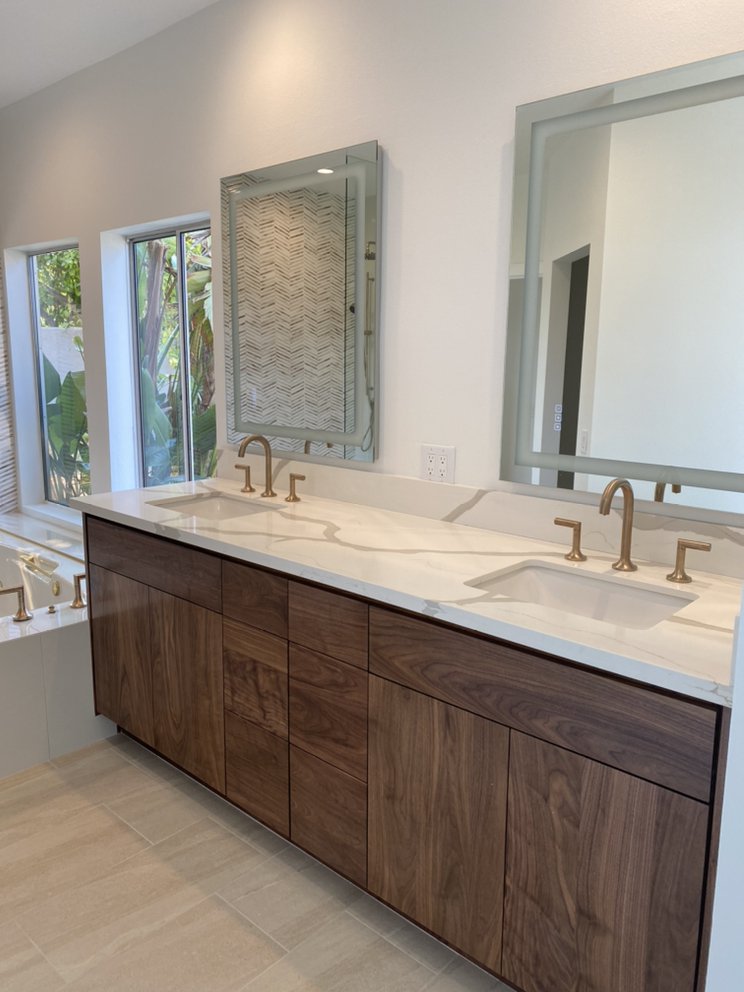 image of business Diamond Remodels