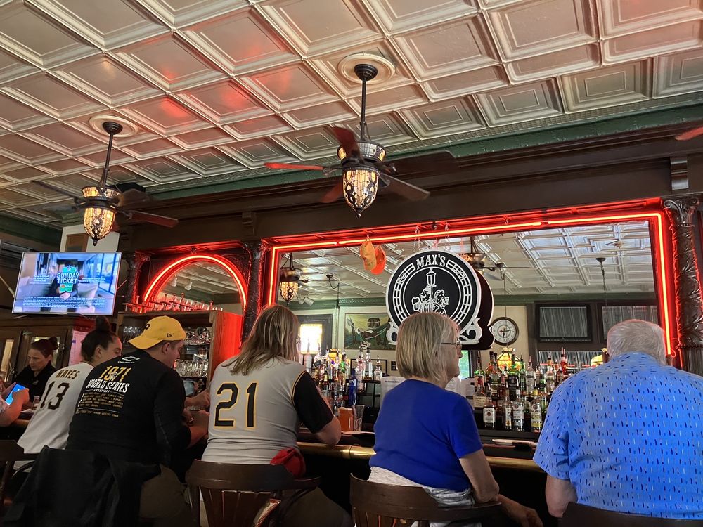 Max's Allegheny Tavern