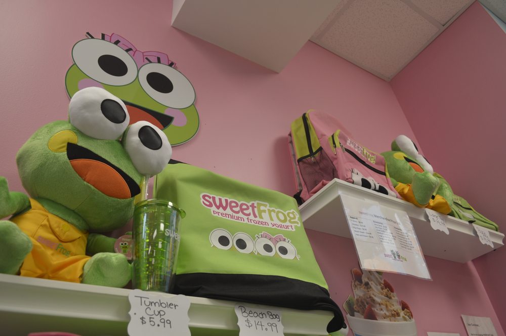 Sweet Frog Premium Frozen Yogurt 17 Photos & 32 Reviews Ice Cream