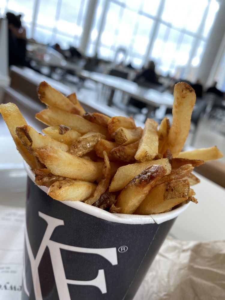 New York Fries - Erin Mills Town Centre