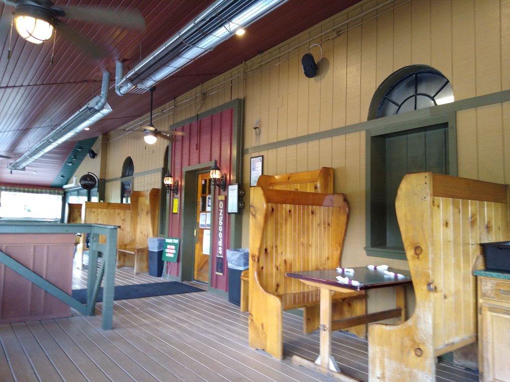 Ozgoods Neighborhood Grill & Bar