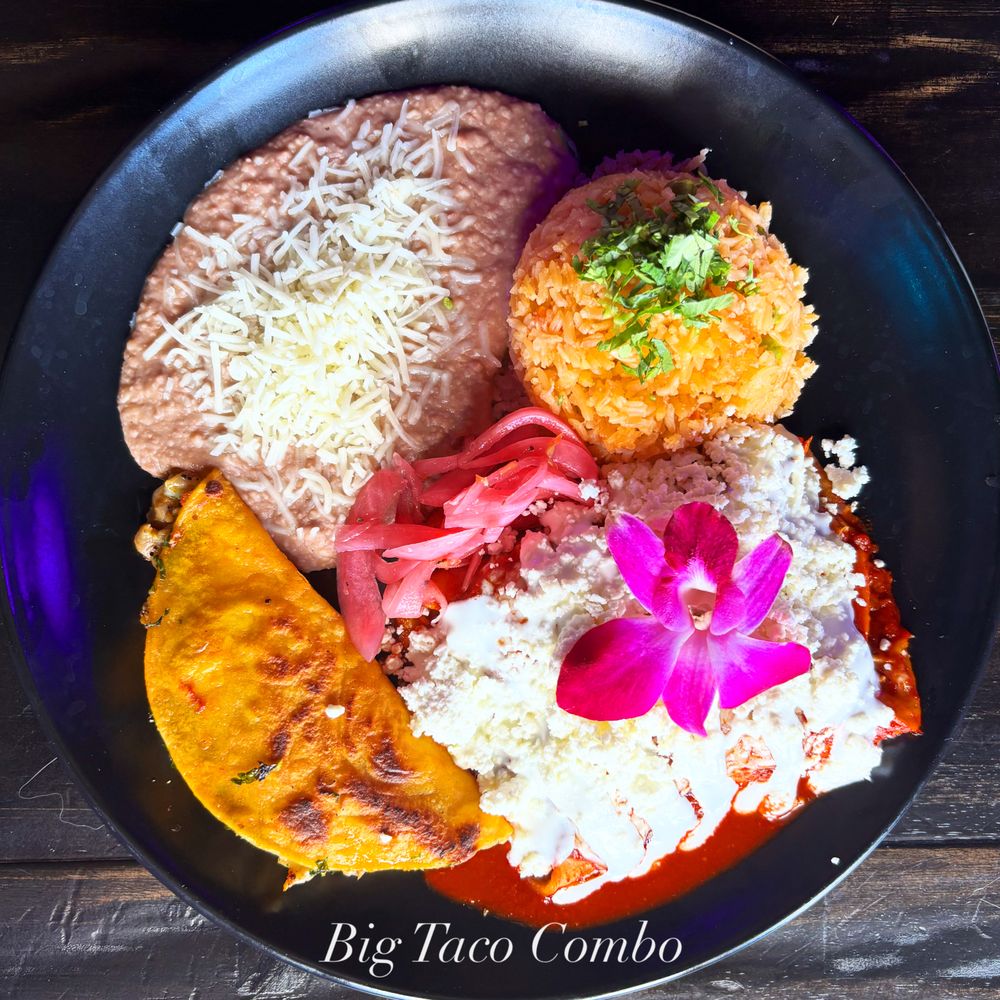 Social spots from TacosWay