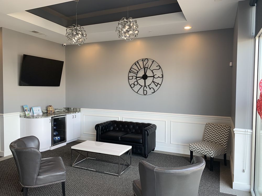 image of business Floss Family Dental
